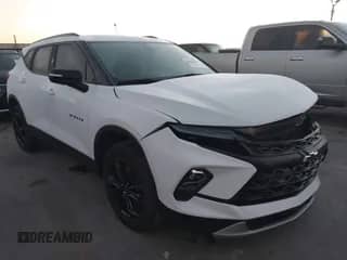 2024 Chevrolet Blazer LT z VIN 3GNKBDR44RS206273, wystawiony jako IAAI lot #41158653 z przebiegiem Nie podano mil oraz . Historia ofert i sprzedaży dostępna na DreamBid. Obrazek 1.