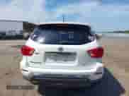 2017 Nissan Pathfinder S with VIN 5N1DR2MN0HC667357, listed as a IAAI auction lot 42150239 with 139,366 mi miles and . Bid and sale history available at DreamBid. Image 16.