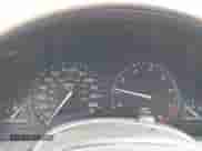 1999 Saturn SL z VIN 1G8ZK5272XZ263163, wystawiony jako IAAI lot #42180002 z przebiegiem 138 463 mil mil oraz . Historia ofert i sprzedaży dostępna na DreamBid. Obrazek 7.