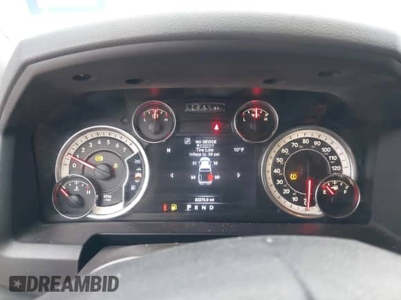 2017 Ram 1500 Lone Star z VIN 3C6RR6LT8HG604738, wystawiony jako IAAI lot #41598341 z przebiegiem 82 278 mil mil oraz . Historia ofert i sprzedaży dostępna na DreamBid. Obrazek 15.