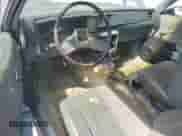 1986 Chevrolet Monte Carlo Sport z VIN 1G1GZ37Z3GR212223, wystawiony jako Copart lot #54531815 z przebiegiem 77 716 mil mil oraz Szkoda całkowita • Salvage title. Historia ofert i sprzedaży dostępna na DreamBid. Obrazek 8.