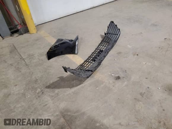 2019 Toyota Camry Hybrid LE z VIN 4T1B21HK7KU515521, wystawiony jako Copart lot #70407265 z przebiegiem 200 945 mil mil oraz Szkoda całkowita • Salvage title. Historia ofert i sprzedaży dostępna na DreamBid. Obrazek 12.