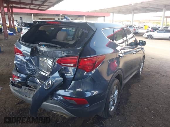 2017 Hyundai Santa Fe 2.4L с VIN 5XYZTDLB8HG442615, выставлен на аукционе IAAI как лот 43259931 с пробегом 99 650 миль миль и . История ставок и продаж доступна на DreamBid. Изображение 4.