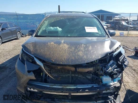 2024 Toyota Sienna LE with VIN 5TDKSKFC5RS138725, listed as a IAAI auction lot 42965759 with 14,337 mi miles and . Bid and sale history available at DreamBid. Image 13.