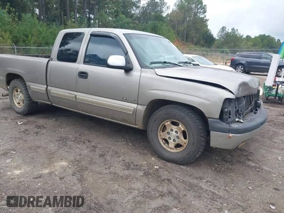 1999 Chevrolet Silverado 1500 LS с VIN 2GCEC19T9X1115436, выставлен на аукционе IAAI как лот 43281082 с пробегом 231 655 миль миль и . История ставок и продаж доступна на DreamBid. Изображение 1.
