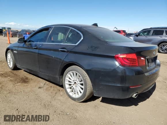 2013 BMW 5 Series 535i xDrive z VIN WBAFU7C54DDU66704, wystawiony jako Copart lot #84997895 z przebiegiem 173 563 mil mil oraz Szkoda całkowita • Salvage title. Historia ofert i sprzedaży dostępna na DreamBid. Obrazek 2.