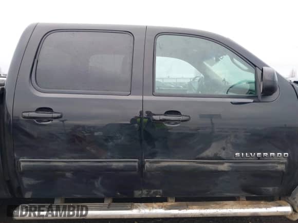 2011 Chevrolet Silverado 1500 LTZ z VIN 3GCPKTE27BG375676, wystawiony jako IAAI lot #41205671 z przebiegiem 124 058 mil mil oraz . Historia ofert i sprzedaży dostępna na DreamBid. Obrazek 14.