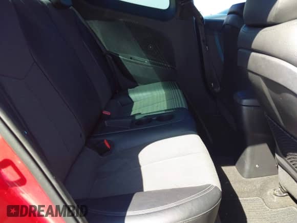 2016 Hyundai Veloster с VIN KMHTC6AD5GU291974, выставлен на аукционе IAAI как лот 43224663 с пробегом 122 718 миль миль и . История ставок и продаж доступна на DreamBid. Изображение 8.
