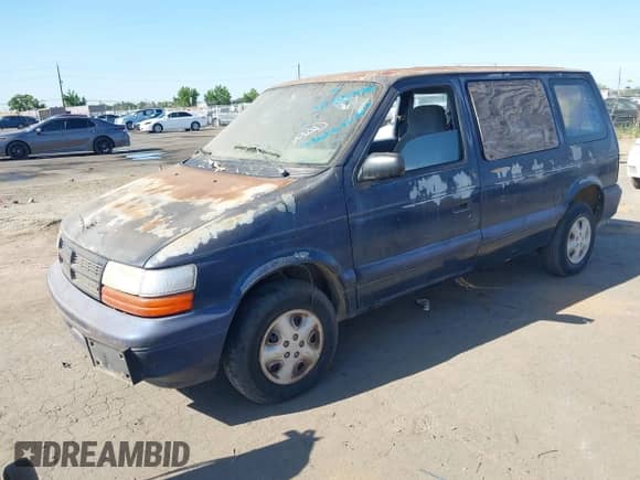 1994 Dodge Caravan with VIN 2B4GH25KXRR565062, listed as a IAAI auction lot 42852486 with 178,835 mi miles and . Bid and sale history available at DreamBid. Image 2.