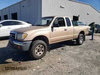 1999 Toyota Tacoma PreRunner with VIN 4TASN92NXXZ474403, listed as a Copart auction lot 82282005 with 171,783 mi miles and Salvage title. Bid and sale history available at DreamBid. Image 1.