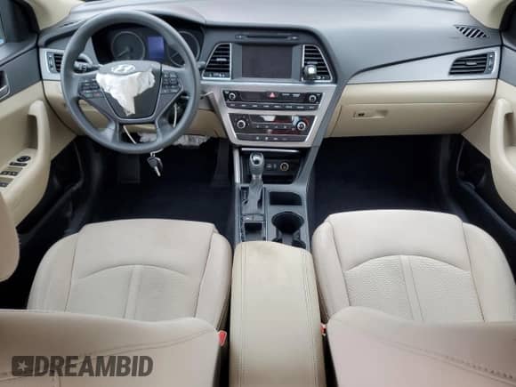 2016 Hyundai Sonata SE с VIN 5NPE24AF9GH390037, выставлен на аукционе Copart как лот 71158485 с пробегом 68 875 миль миль и Списание • Salvage title. История ставок и продаж доступна на DreamBid. Изображение 8.