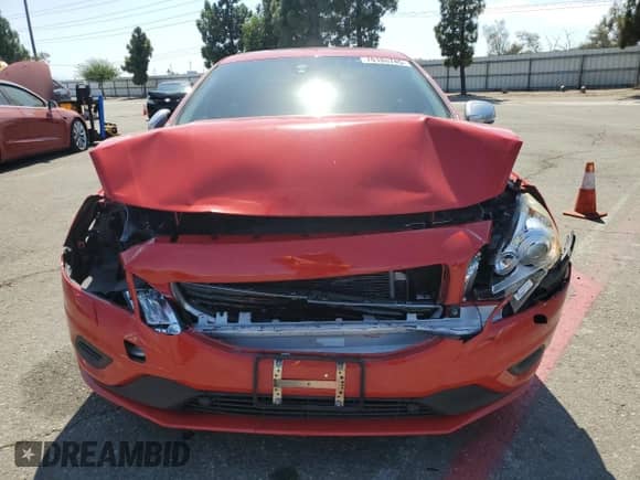 2012 Volvo S60 T6 с VIN YV1902FH2C2085183, выставлен на аукционе Copart как лот 70185745 с пробегом 110 477 миль миль и Списание • Salvage title. История ставок и продаж доступна на DreamBid. Изображение 5.