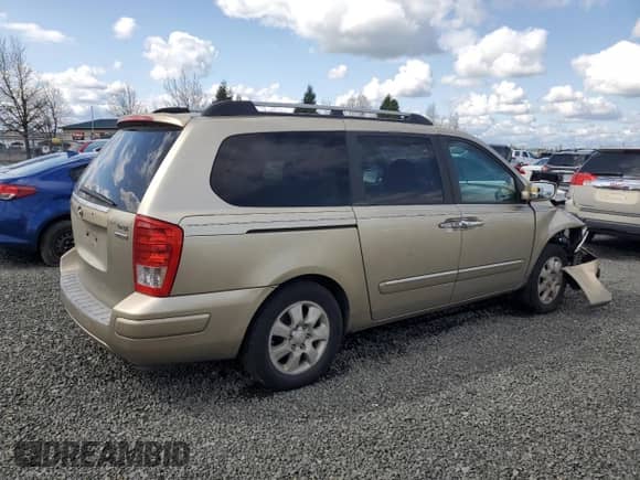 2007 Hyundai Entourage GLS с VIN KNDMC233876041882, выставлен на аукционе Copart как лот 51543355 с пробегом 217 748 миль миль и Списание • Salvage title. История ставок и продаж доступна на DreamBid. Изображение 3.