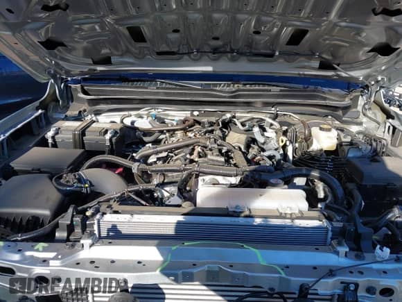 2025 Toyota Tacoma SR z VIN 3TMLB5JN9SM119566, wystawiony jako IAAI lot #43569506 z przebiegiem 12 312 mil mil oraz . Historia ofert i sprzedaży dostępna na DreamBid. Obrazek 10.