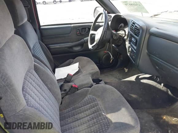 2001 Chevrolet S-10 LS Xtreme с VIN 1GCCS195418185457, выставлен на аукционе IAAI как лот 43408670 с пробегом 96 878 миль миль и . История ставок и продаж доступна на DreamBid. Изображение 5.