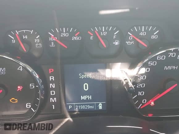 2015 Chevrolet Silverado 2500HD Work Truck with VIN 1GC0KUEG8FZ111083, listed as a IAAI auction lot 41425303 with 219,829 mi miles and . Bid and sale history available at DreamBid. Image 15.