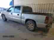 2007 GMC Sierra 1500 SLE1 with VIN 2GTEC13Z171108266, listed as a Copart auction lot 70427814 with 110,297 mi miles and Salvage title. Bid and sale history available at DreamBid. Image 2.