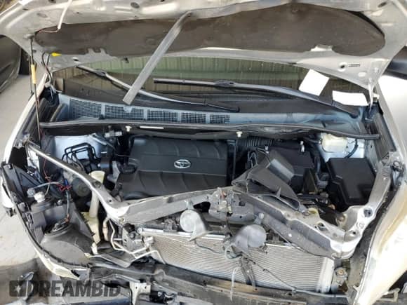 2014 Toyota Sienna L с VIN 5TDZK3DC9ES494614, выставлен на аукционе Copart как лот 57758975 с пробегом 147 221 миль миль и Списание • Salvage title. История ставок и продаж доступна на DreamBid. Изображение 12.