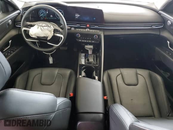 2025 Hyundai Elantra Limited с VIN KMHLN4DJ7SU162787, выставлен на аукционе Copart как лот 83828725 с пробегом 7 211 миль миль и На запчасти • Non repairable. История ставок и продаж доступна на DreamBid. Изображение 8.