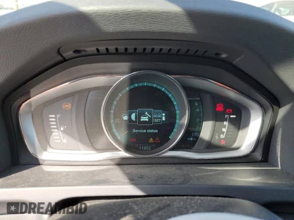 2014 Volvo S60 T5 с VIN YV1612FS0E1292787, выставлен на аукционе Copart как лот 82253235 с пробегом 11 852 миль миль и Чистый • Clean title. История ставок и продаж доступна на DreamBid. Изображение 9.