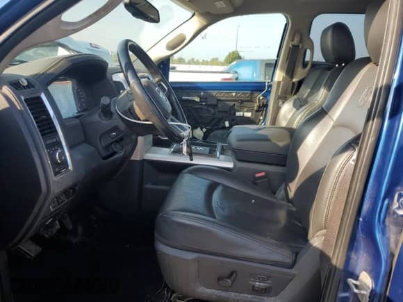 2011 Ram 1500 Laramie z VIN 1D7RV1CT4BS528190, wystawiony jako Copart lot #71125855 z przebiegiem 161 122 mil mil oraz Szkoda całkowita • Salvage title. Historia ofert i sprzedaży dostępna na DreamBid. Obrazek 7.