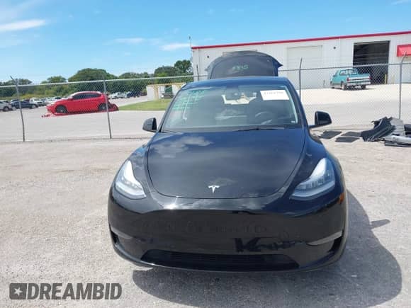 2021 Tesla Model Y Long Range с VIN 5YJYGAEE8MF207493, выставлен на аукционе IAAI как лот 43261396 с пробегом 49 440 миль миль и . История ставок и продаж доступна на DreamBid. Изображение 13.