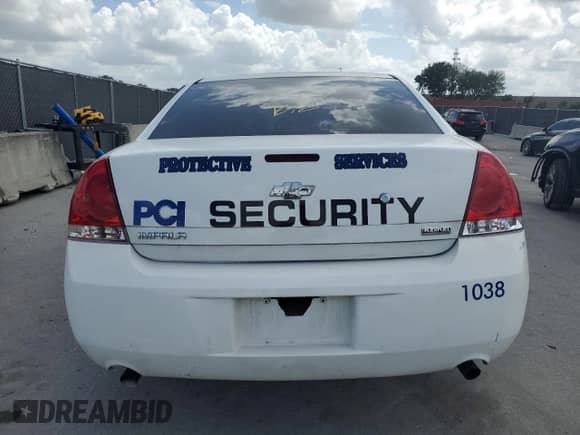 2012 Chevrolet Impala Police Police с VIN 2G1WD5E39C1322930, выставлен на аукционе Copart как лот 55292425 с пробегом 138 272 миль миль и На запчасти • Non repairable. История ставок и продаж доступна на DreamBid. Изображение 6.