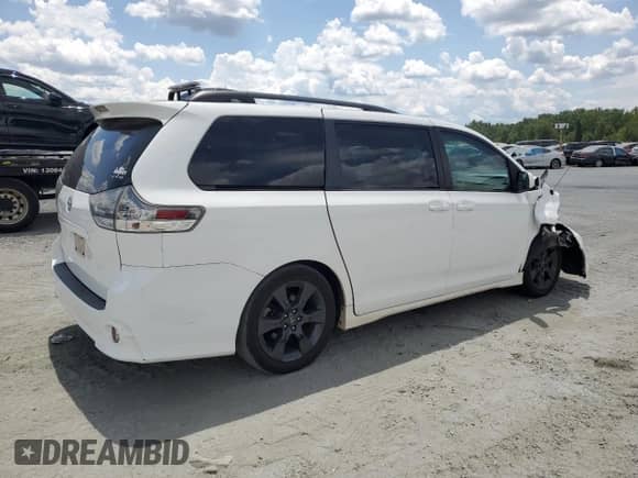 2012 Toyota Sienna SE with VIN 5TDXK3DC3CS251630, listed as a Copart auction lot 66338305 with 245,922 mi miles and Salvage title. Bid and sale history available at DreamBid. Image 3.