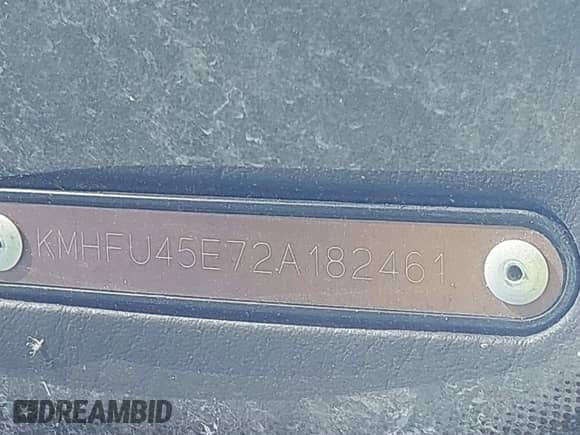 2002 Hyundai XG L z VIN KMHFU45E72A182461, wystawiony jako IAAI lot #38121671 z przebiegiem Nie podano mil oraz . Historia ofert i sprzedaży dostępna na DreamBid. Obrazek 9.