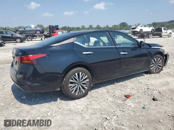 2024 Nissan Altima SV с VIN 1N4BL4DV5RN323365, выставлен на аукционе Copart как лот 69208615 с пробегом Не указан миль и Списание • Salvage title. История ставок и продаж доступна на DreamBid. Изображение 3.