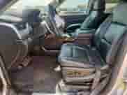 2019 Chevrolet Tahoe LT с VIN 1GNSCBKC9KR172911, выставлен на аукционе Copart как лот 67301855 с пробегом 107 908 миль миль и Списание • Salvage title. История ставок и продаж доступна на DreamBid. Изображение 7.