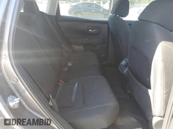 2025 Honda HR-V LX with VIN 3CZRZ1H3XSM753773, listed as a Copart auction lot 84481215 with 7,928 mi miles and Salvage title. Bid and sale history available at DreamBid. Image 11.