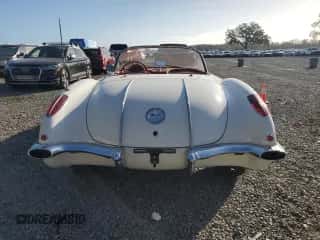 1958 Chevrolet Corvette с VIN J58S101282, выставлен на аукционе Copart как лот 80621274 с пробегом 217 790 миль миль и Списание • Salvage title. История ставок и продаж доступна на DreamBid. Изображение 6.