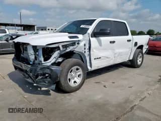 2025 Ram 1500 Tradesman z VIN 1C6RRFGG6SN543501, wystawiony jako Copart lot #61486845 z przebiegiem 9 729 mil mil oraz Szkoda całkowita • Salvage title. Historia ofert i sprzedaży dostępna na DreamBid. Obrazek 1.