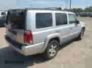 2010 Jeep Commander Sport с VIN 1J4RG4GK3AC130074, выставлен на аукционе IAAI как лот 43197558 с пробегом 149 157 миль миль и . История ставок и продаж доступна на DreamBid. Изображение 4.