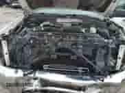 2017 Chevrolet Silverado 2500HD Work Truck z VIN 1GC1KUEY3HF224084, wystawiony jako Copart lot #71694455 z przebiegiem 132 441 mil mil oraz Nie do naprawy • Non repairable. Historia ofert i sprzedaży dostępna na DreamBid. Obrazek 11.