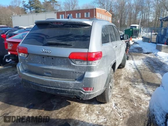 2019 Jeep Grand Cherokee Limited X with VIN 1C4RJFBG5KC693859, listed as a IAAI auction lot 41400893 with 106,966 mi miles and . Bid and sale history available at DreamBid. Image 4.