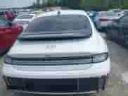 2024 Hyundai Ioniq 6 SEL с VIN KMHM34AA2RA073669, выставлен на аукционе IAAI как лот 42261652 с пробегом 13 774 миль миль и . История ставок и продаж доступна на DreamBid. Изображение 16.