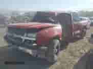 2005 Chevrolet Silverado 1500HD LS с VIN 1GCGK13U15F855601, выставлен на аукционе IAAI как лот 43102086 с пробегом Не указан миль и . История ставок и продаж доступна на DreamBid. Изображение 2.