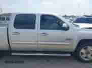 2011 Chevrolet Silverado 1500 LT с VIN 3GCPCSE01BG125517, выставлен на аукционе IAAI как лот 43245098 с пробегом 314 152 миль миль и . История ставок и продаж доступна на DreamBid. Изображение 13.