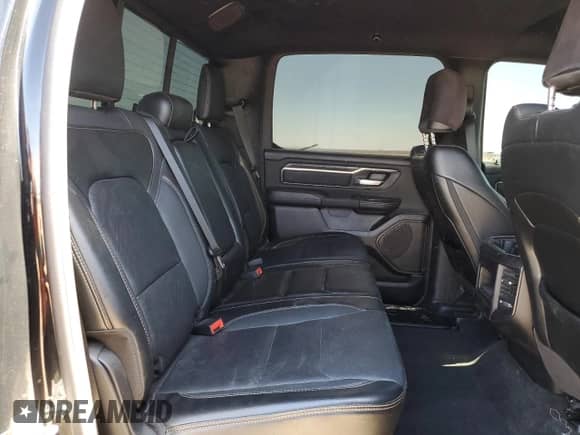 2023 Ram 1500 Rebel z VIN 1C6SRFLT2PN673853, wystawiony jako Copart lot #64507175 z przebiegiem 43 462 mil mil oraz Szkoda całkowita • Salvage title. Historia ofert i sprzedaży dostępna na DreamBid. Obrazek 10.