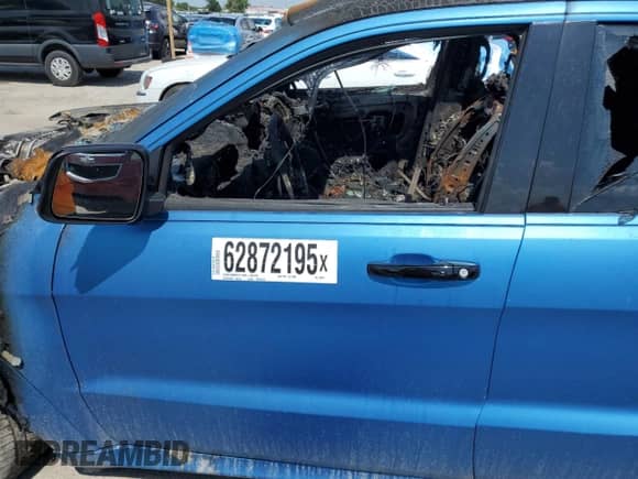 2018 Jeep Grand Cherokee Trackhawk z VIN 1C4RJFN97JC335271, wystawiony jako Copart lot #62872195 z przebiegiem Nie podano mil oraz Szkoda całkowita • Salvage title. Historia ofert i sprzedaży dostępna na DreamBid. Obrazek 7.