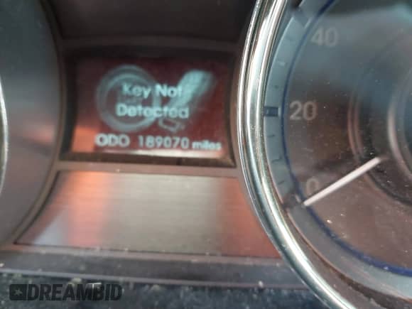 2011 Hyundai Sonata Limited с VIN 5NPEC4AB9BH306401, выставлен на аукционе IAAI как лот 43470023 с пробегом 189 070 миль миль и . История ставок и продаж доступна на DreamBid. Изображение 12.