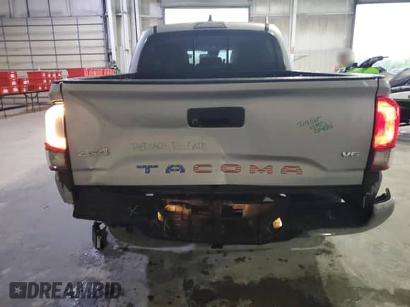 2022 Toyota Tacoma TRD Off Road with VIN 3TYCZ5AN2NT070103, listed as a Copart auction lot 81084885 with 40,895 mi miles and Salvage title. Bid and sale history available at DreamBid. Image 6.