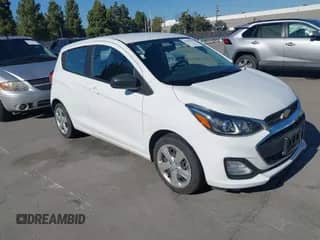 2019 Chevrolet Spark LS z VIN KL8CB6SA8KC746335, wystawiony jako IAAI lot #43399602 z przebiegiem 17 173 mil mil oraz . Historia ofert i sprzedaży dostępna na DreamBid. Obrazek 1.