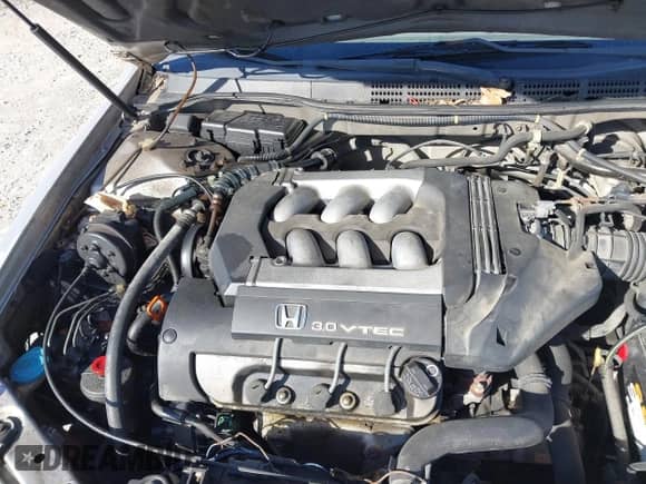 1998 Honda Accord LX z VIN 1HGCG1648WA069919, wystawiony jako IAAI lot #41685395 z przebiegiem 210 163 mil mil oraz . Historia ofert i sprzedaży dostępna na DreamBid. Obrazek 10.