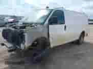 2018 Chevrolet Express Cargo с VIN 1GCWGAFPXJ1173441, выставлен на аукционе IAAI как лот 43381026 с пробегом 102 032 миль миль и . История ставок и продаж доступна на DreamBid. Изображение 17.