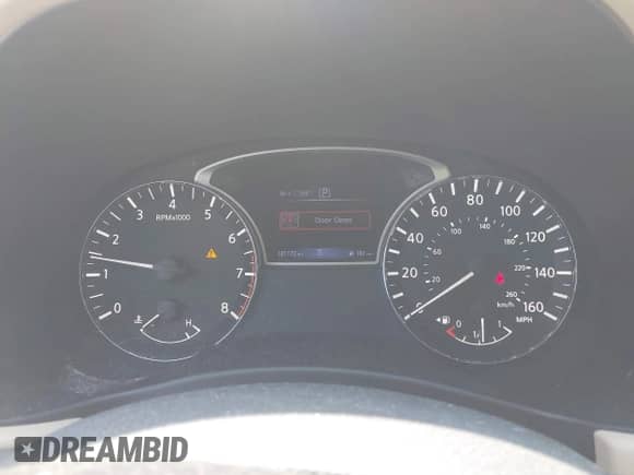 2018 Nissan Pathfinder S с VIN 5N1DR2MMXJC673275, выставлен на аукционе IAAI как лот 42403850 с пробегом 181 172 миль миль и . История ставок и продаж доступна на DreamBid. Изображение 7.