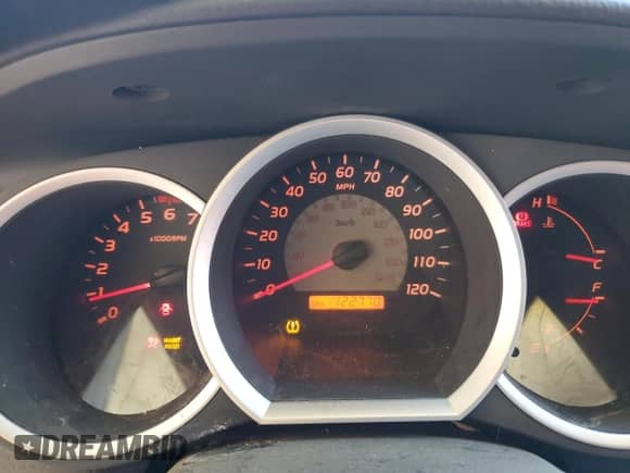 2007 Toyota Tacoma PreRunner z VIN 5TENX62N27Z353184, wystawiony jako Copart lot #56592915 z przebiegiem 122 770 mil mil oraz Szkoda całkowita • Salvage title. Historia ofert i sprzedaży dostępna na DreamBid. Obrazek 9.