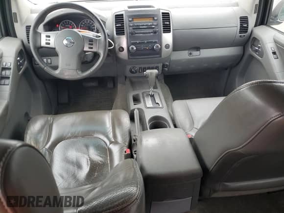 2011 Nissan Frontier Pro-4X z VIN 1N6AD0EVXBC416696, wystawiony jako Copart lot #90623765 z przebiegiem 161 124 mil mil oraz Szkoda całkowita • Salvage title. Historia ofert i sprzedaży dostępna na DreamBid. Obrazek 8.